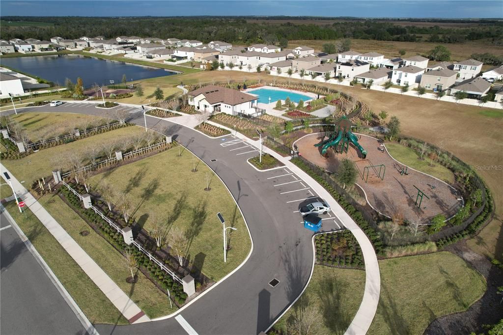 En Venta: $440,000 (4 camas, 2 baños, 2270 Pies cuadrados)