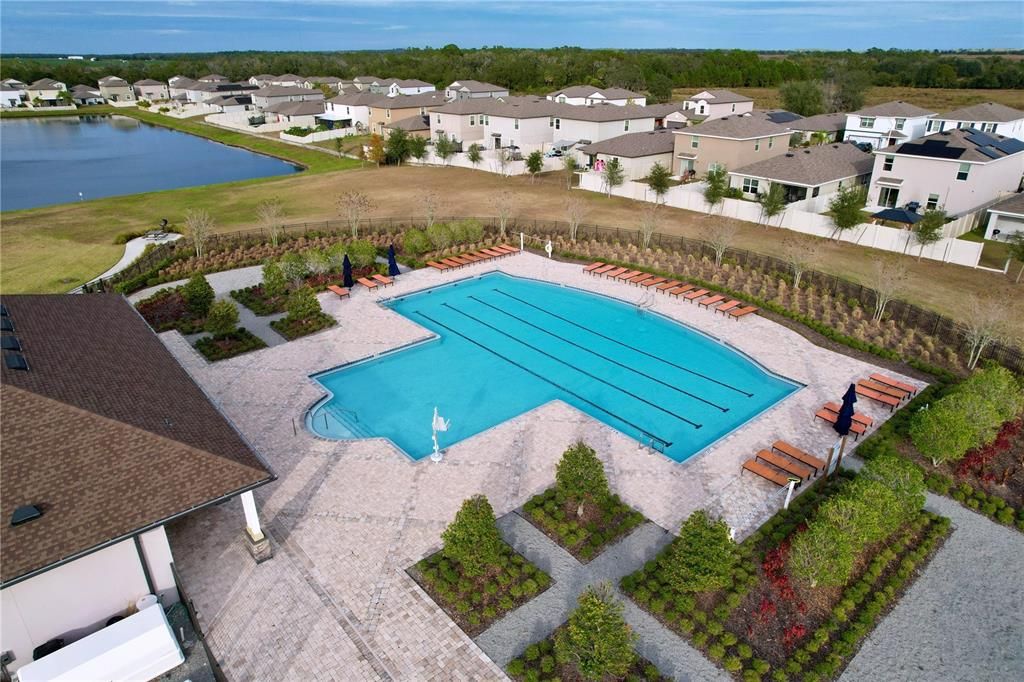 En Venta: $440,000 (4 camas, 2 baños, 2270 Pies cuadrados)