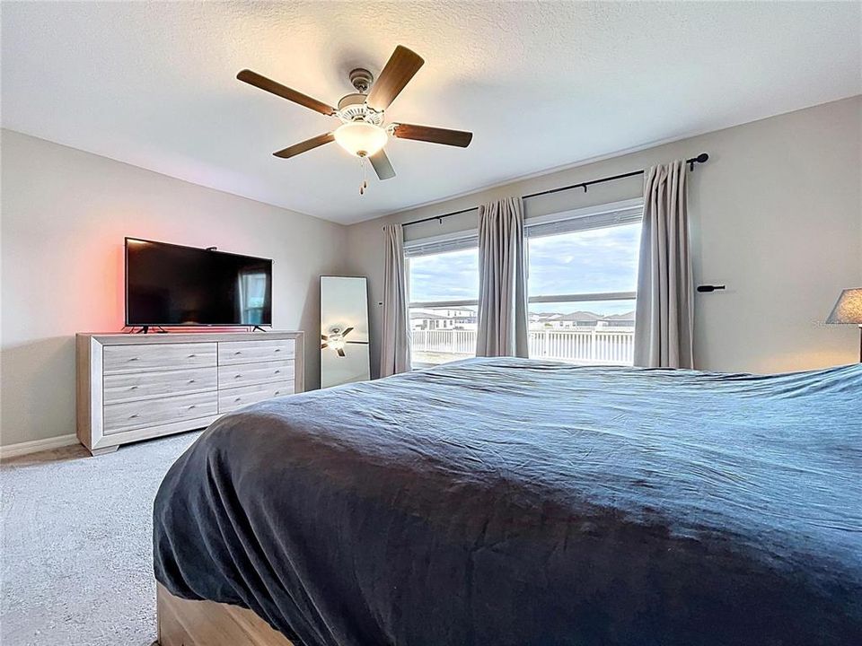 En Venta: $440,000 (4 camas, 2 baños, 2270 Pies cuadrados)