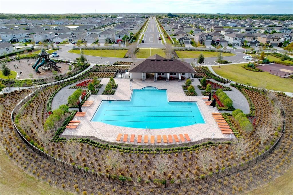 En Venta: $440,000 (4 camas, 2 baños, 2270 Pies cuadrados)