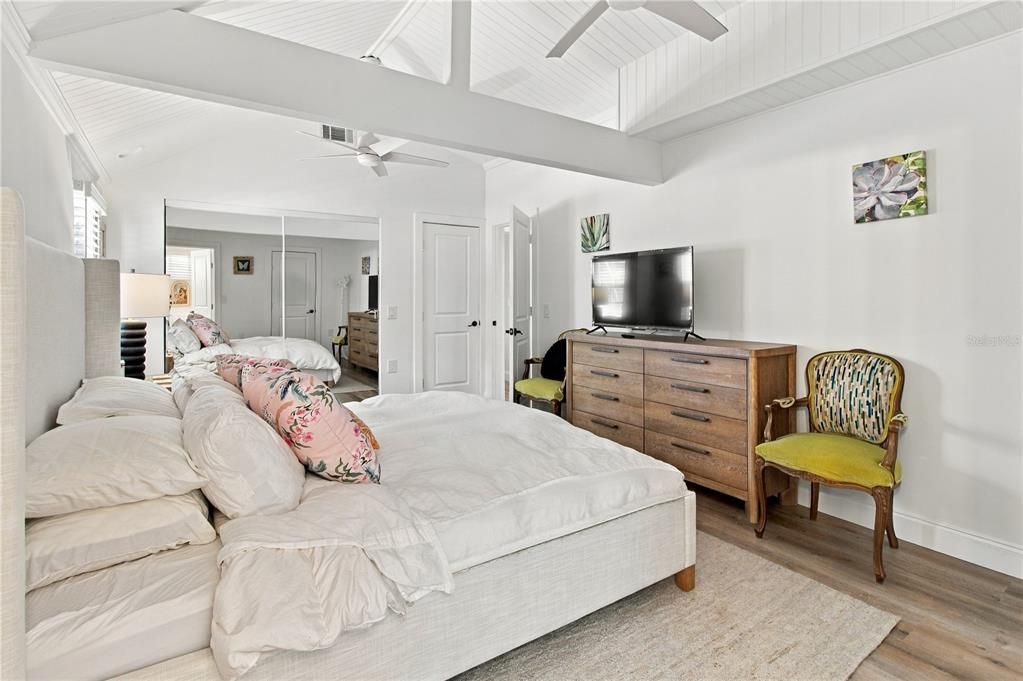 В аренду: $7,850 (2 спален, 2 ванн, 1650 Квадратных фут)