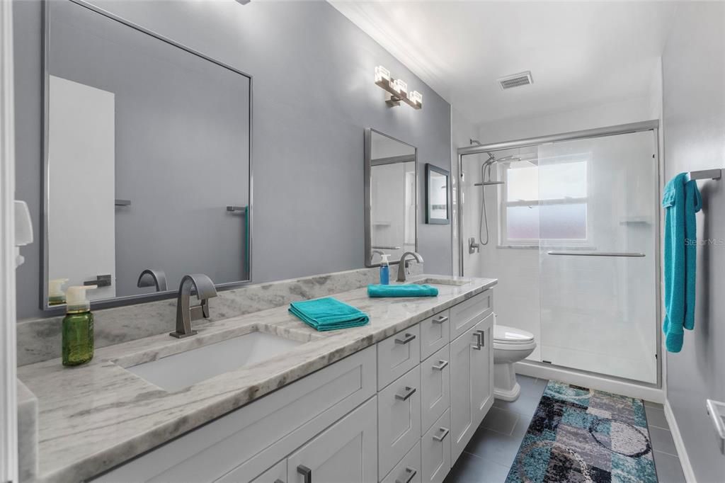 For Sale: $450,000 (4 beds, 2 baths, 2193 Square Feet)