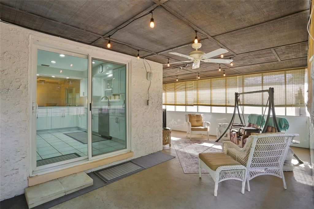 For Sale: $450,000 (4 beds, 2 baths, 2193 Square Feet)