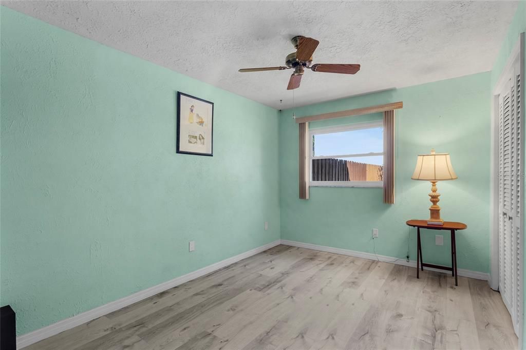 For Sale: $450,000 (4 beds, 2 baths, 2193 Square Feet)