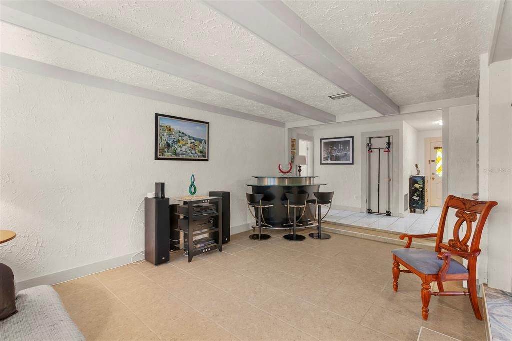 For Sale: $450,000 (4 beds, 2 baths, 2193 Square Feet)