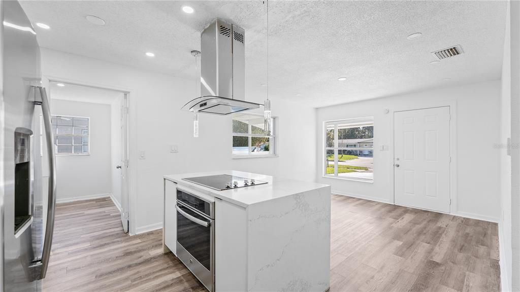 En Venta: $284,900 (3 camas, 1 baños, 906 Pies cuadrados)