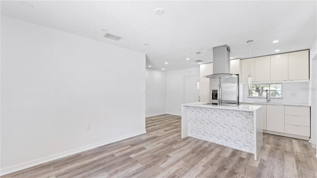 En Venta: $284,900 (3 camas, 1 baños, 906 Pies cuadrados)