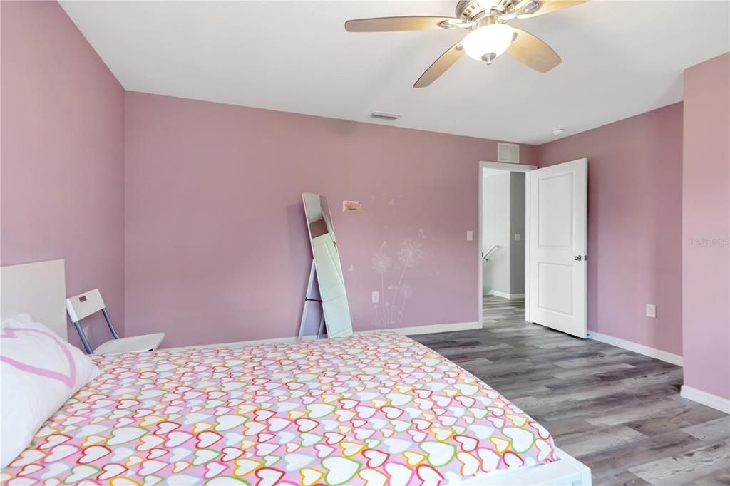 待售: $569,000 (5 贝兹, 2 浴室, 2884 平方英尺)