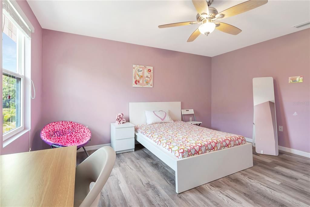 待售: $569,000 (5 贝兹, 2 浴室, 2884 平方英尺)