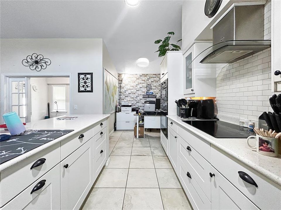 待售: $410,000 (3 贝兹, 2 浴室, 1587 平方英尺)