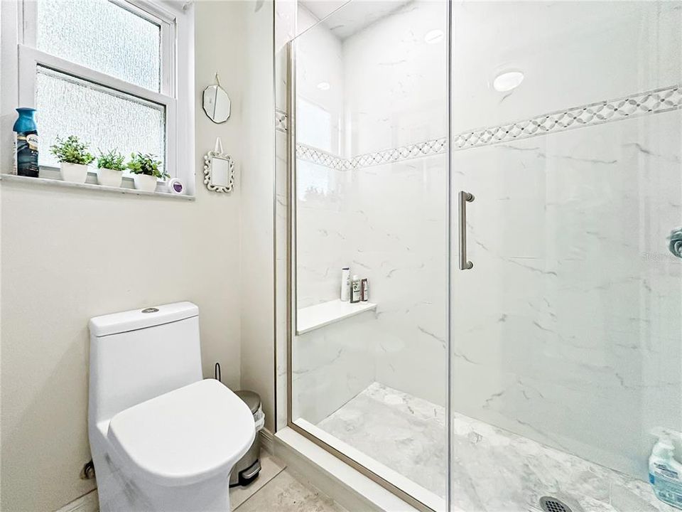 待售: $410,000 (3 贝兹, 2 浴室, 1587 平方英尺)