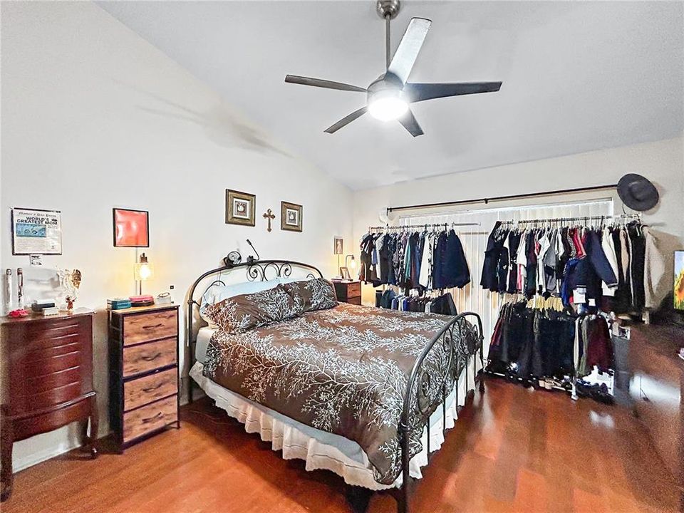 待售: $410,000 (3 贝兹, 2 浴室, 1587 平方英尺)