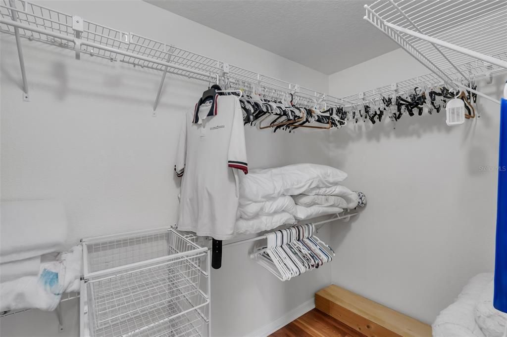 For Sale: $415,000 (3 beds, 2 baths, 1692 Square Feet)