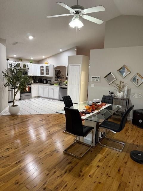 En Venta: $455,000 (3 camas, 2 baños, 1770 Pies cuadrados)