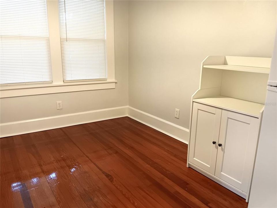 For Rent: $1,395 (0 beds, 1 baths, 500 Square Feet)