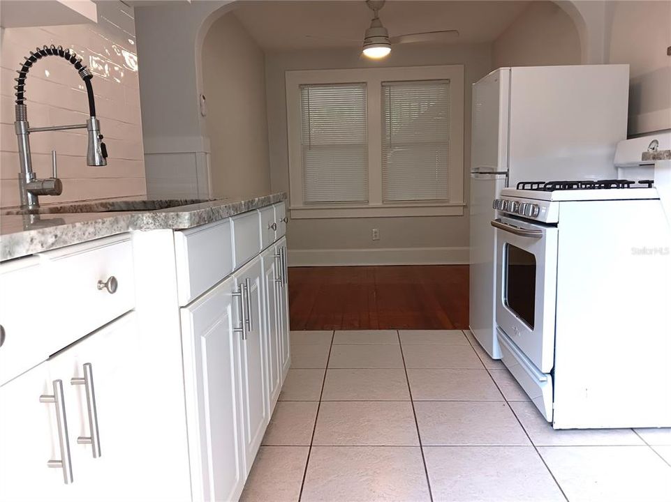 For Rent: $1,395 (0 beds, 1 baths, 500 Square Feet)