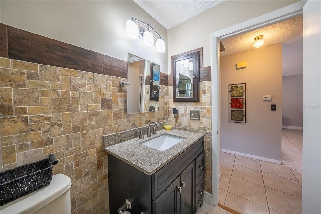 待售: $162,900 (2 贝兹, 2 浴室, 1338 平方英尺)