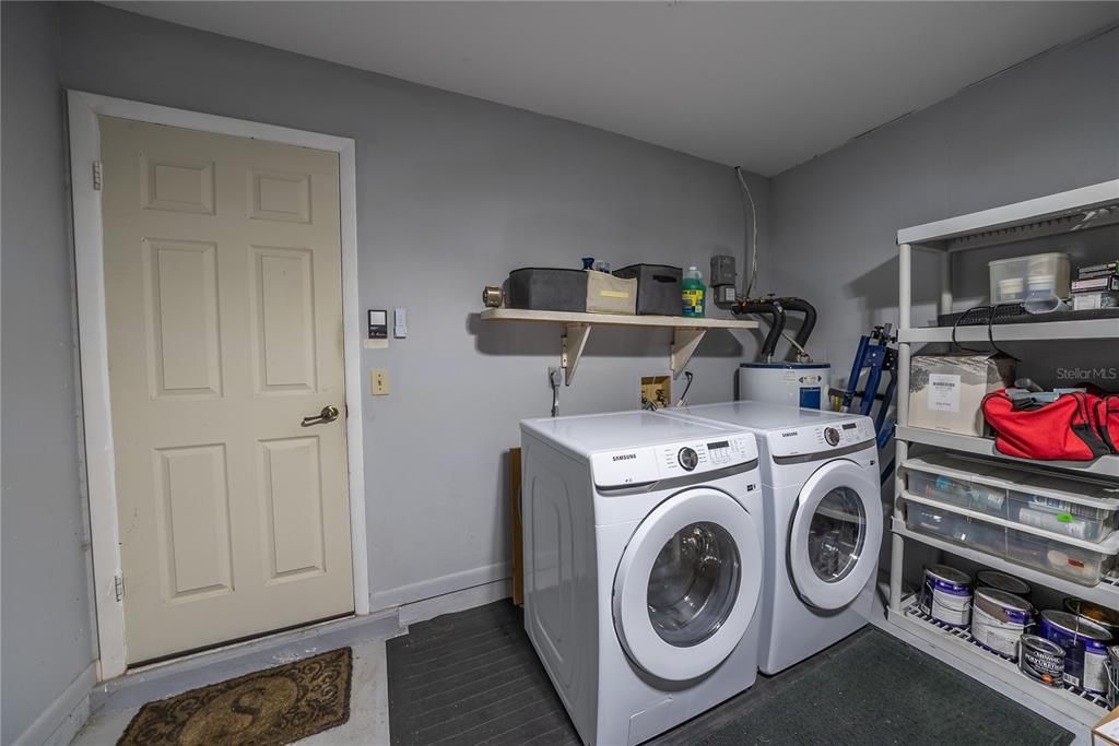 待售: $162,900 (2 贝兹, 2 浴室, 1338 平方英尺)