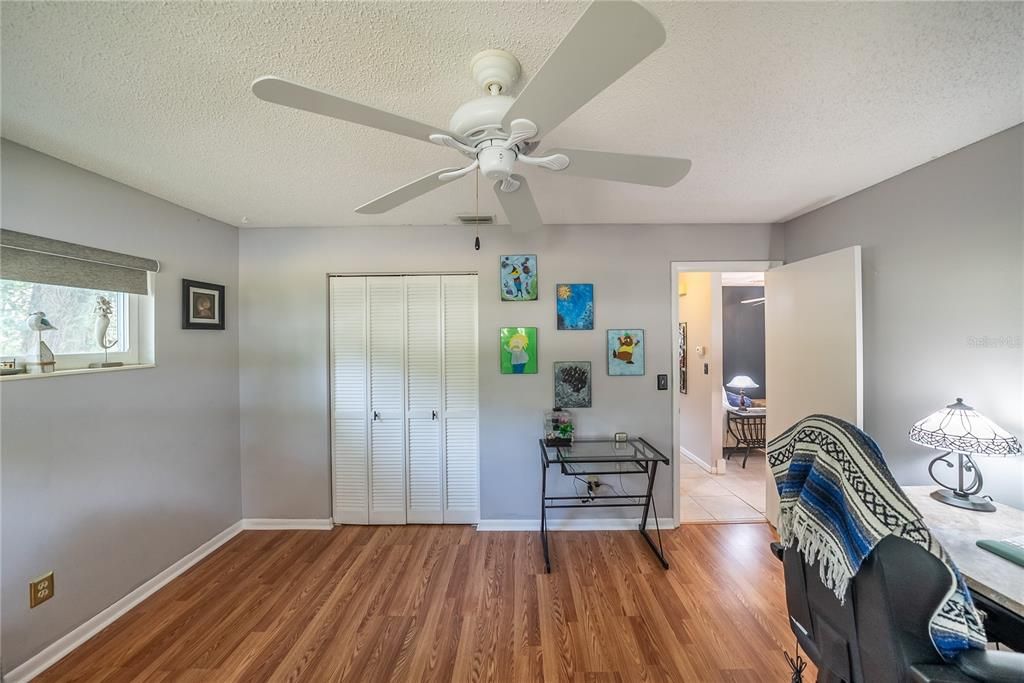 待售: $162,900 (2 贝兹, 2 浴室, 1338 平方英尺)