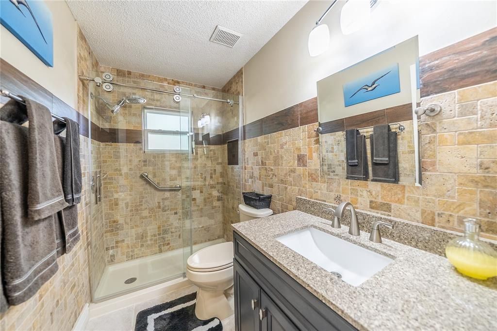 待售: $162,900 (2 贝兹, 2 浴室, 1338 平方英尺)