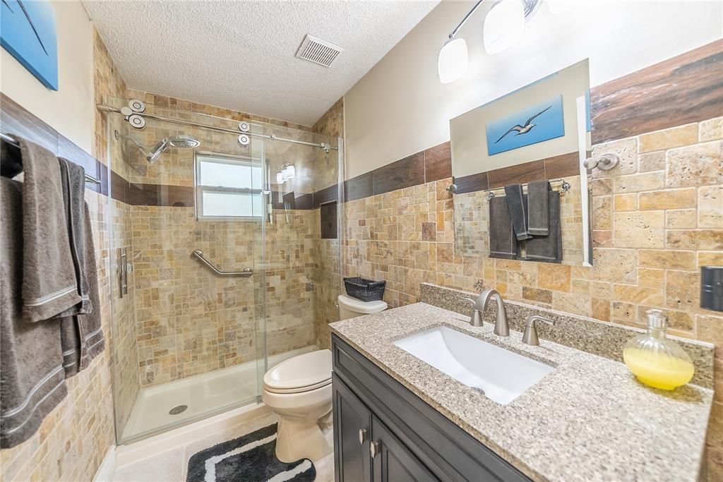 待售: $162,900 (2 贝兹, 2 浴室, 1338 平方英尺)