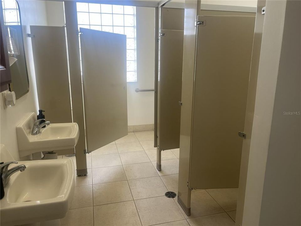 待售: $1,299,900 (0 贝兹, 0 浴室, 6000 平方英尺)