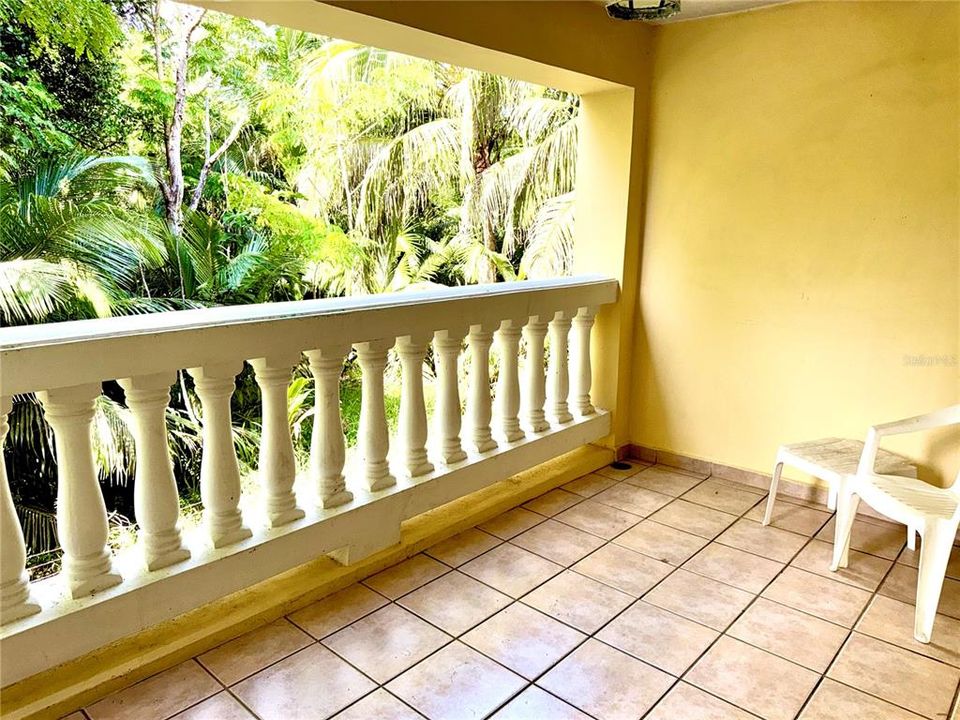 For Rent: $1,800 (2 beds, 2 baths, 1183 Square Feet)