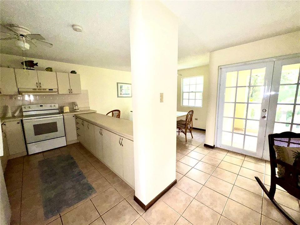 For Rent: $1,800 (2 beds, 2 baths, 1183 Square Feet)