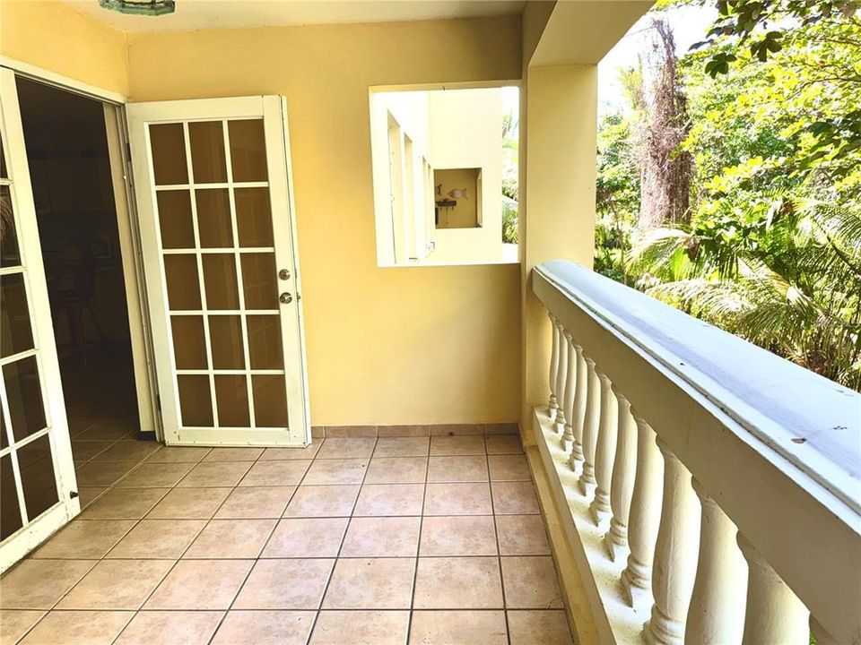 For Rent: $1,800 (2 beds, 2 baths, 1183 Square Feet)