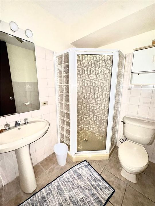 For Rent: $1,800 (2 beds, 2 baths, 1183 Square Feet)