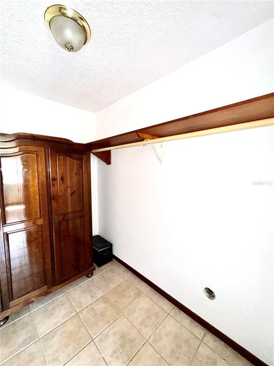 For Rent: $1,800 (2 beds, 2 baths, 1183 Square Feet)