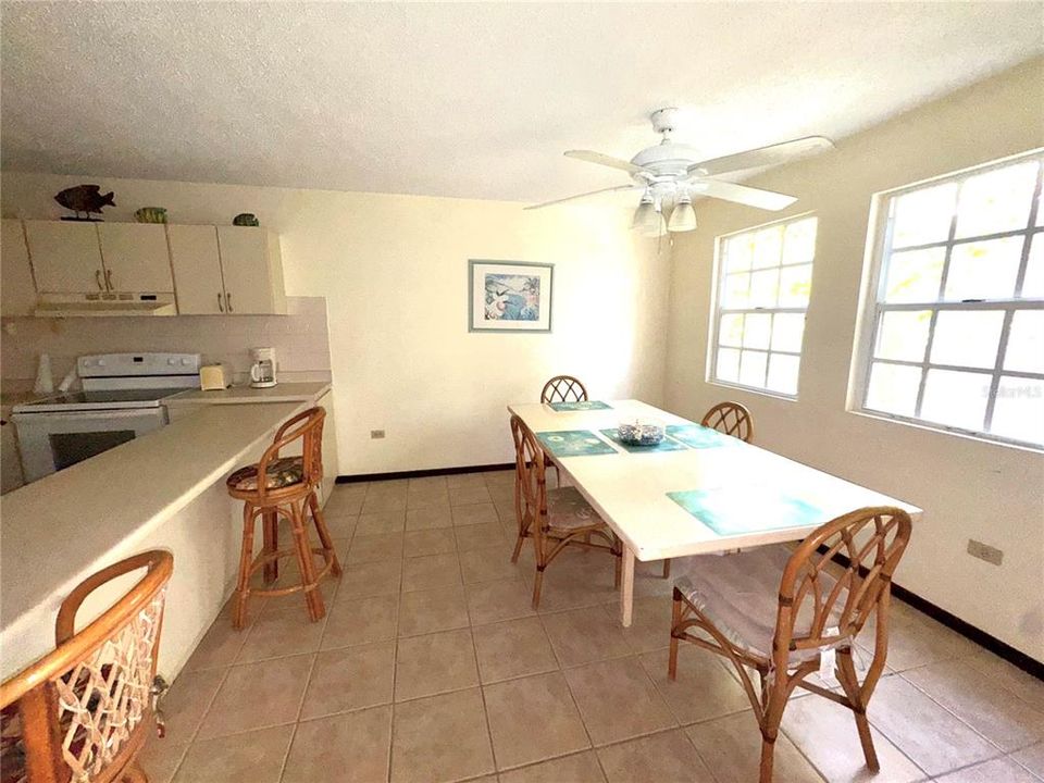 For Rent: $1,800 (2 beds, 2 baths, 1183 Square Feet)