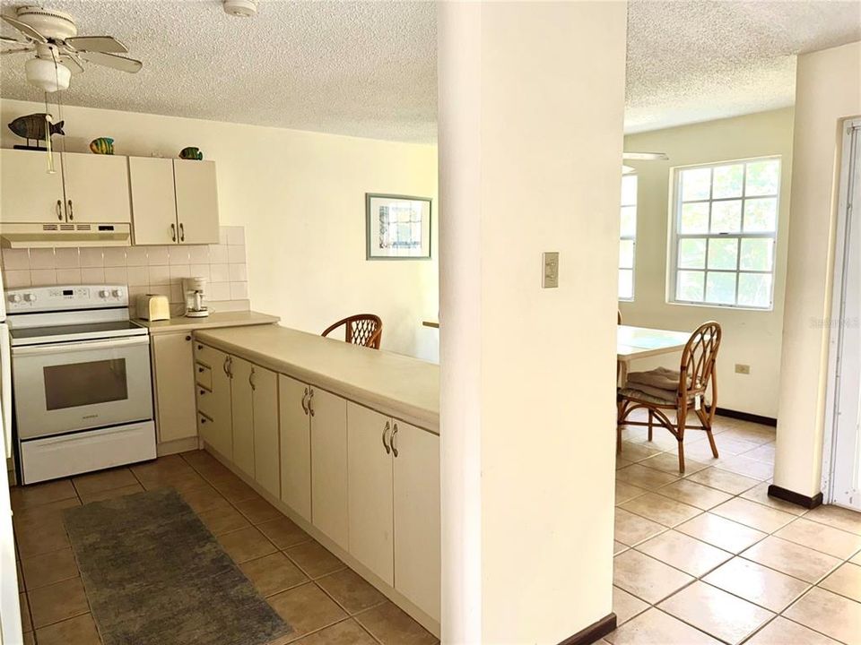 For Rent: $1,800 (2 beds, 2 baths, 1183 Square Feet)