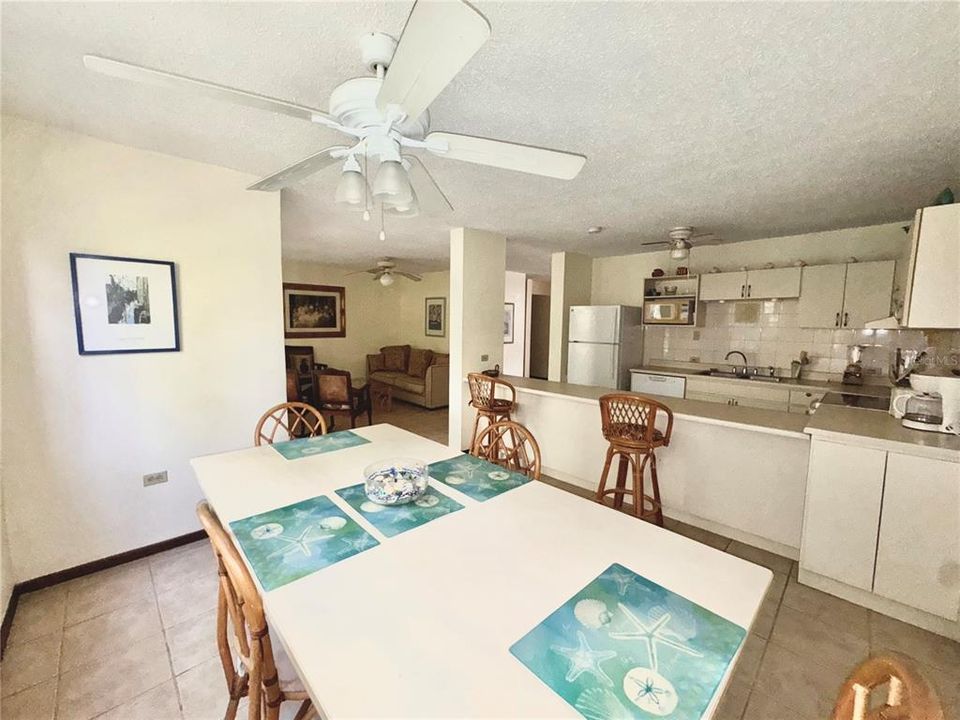 For Rent: $1,800 (2 beds, 2 baths, 1183 Square Feet)