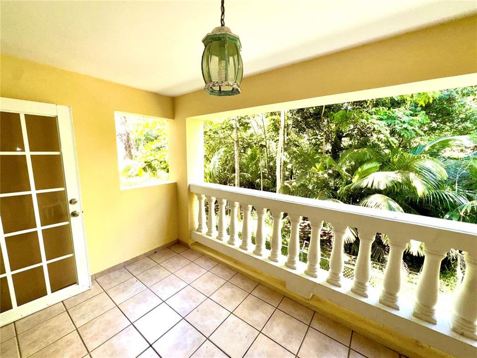 For Rent: $1,800 (2 beds, 2 baths, 1183 Square Feet)