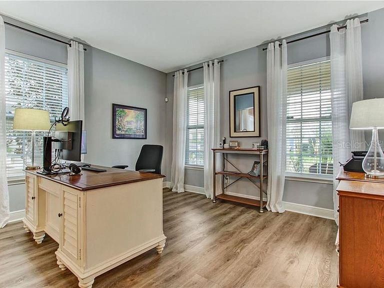 For Rent: $3,800 (4 beds, 3 baths, 2485 Square Feet)