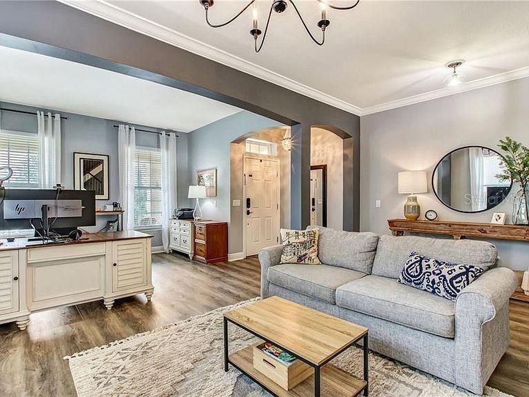 For Rent: $3,800 (4 beds, 3 baths, 2485 Square Feet)