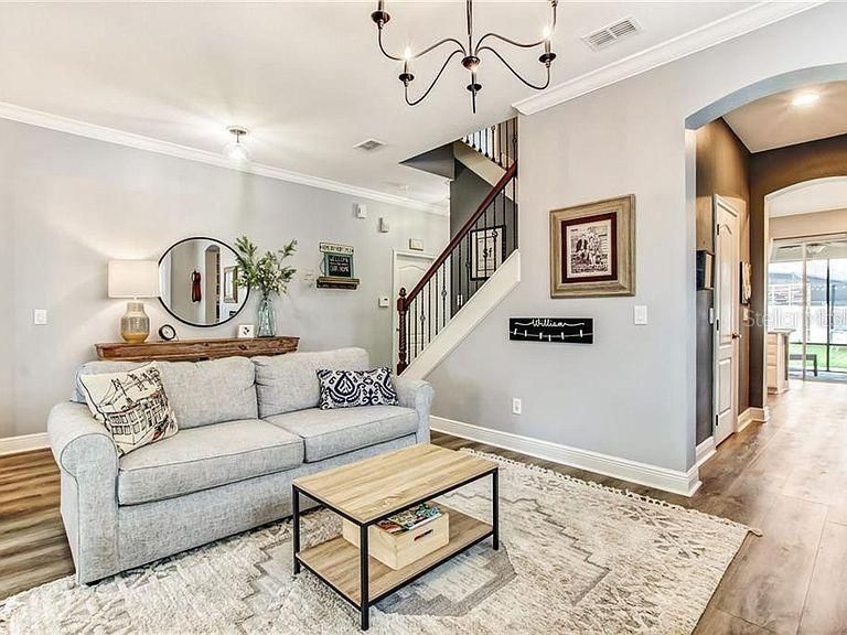 For Rent: $3,800 (4 beds, 3 baths, 2485 Square Feet)