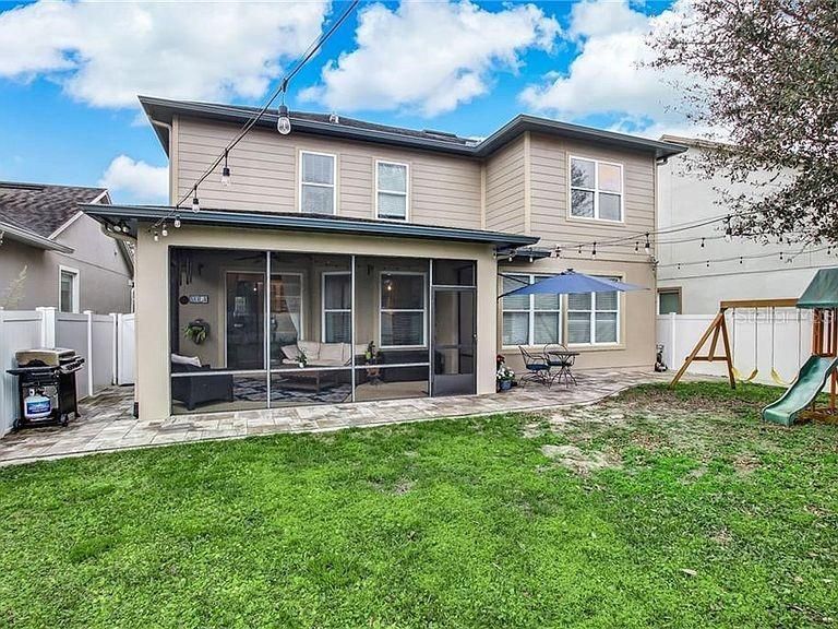 For Rent: $3,800 (4 beds, 3 baths, 2485 Square Feet)