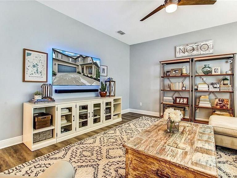 For Rent: $3,800 (4 beds, 3 baths, 2485 Square Feet)