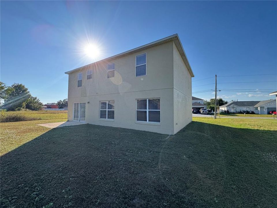 En Venta: $299,900 (4 camas, 2 baños, 2162 Pies cuadrados)