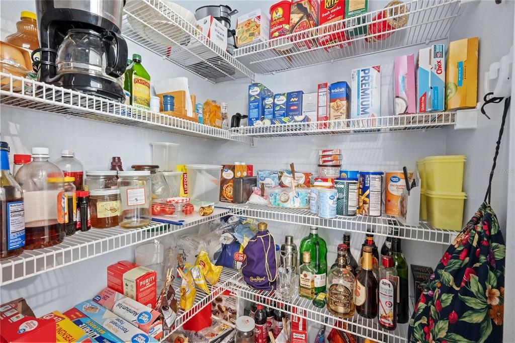 На продажу: $285,000 (2 спален, 2 ванн, 1492 Квадратных фут)