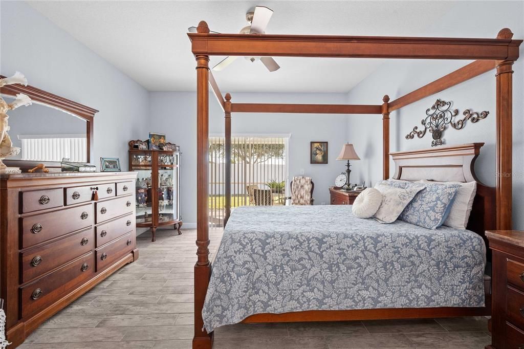 На продажу: $285,000 (2 спален, 2 ванн, 1492 Квадратных фут)