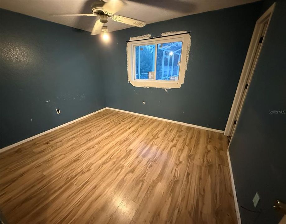 For Sale: $185,250 (2 beds, 2 baths, 1096 Square Feet)