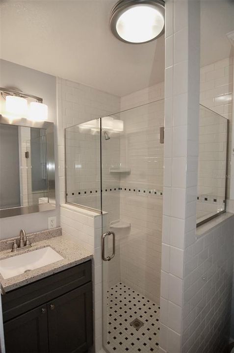 出租: $1,600 (1 贝兹, 1 浴室, 692 平方英尺)