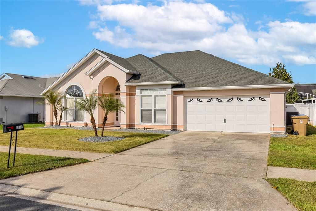 For Rent: $2,300 (4 beds, 3 baths, 2444 Square Feet)