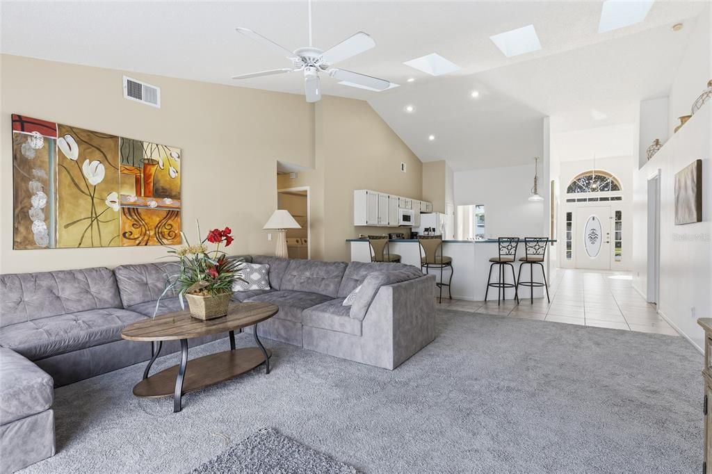 For Rent: $2,300 (4 beds, 3 baths, 2444 Square Feet)