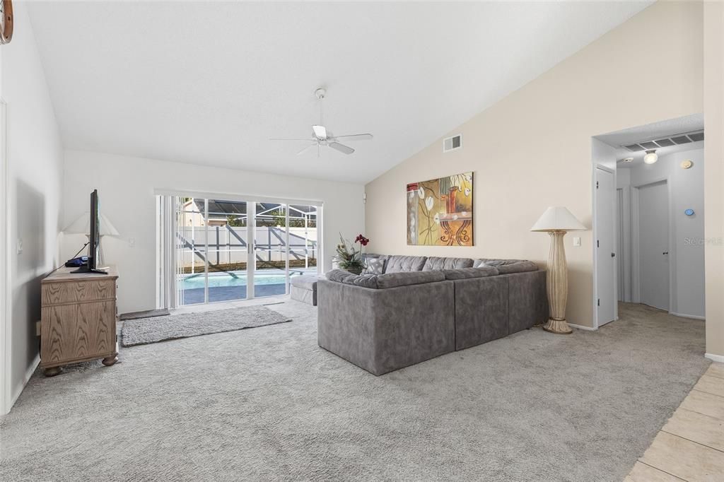 For Rent: $2,300 (4 beds, 3 baths, 2444 Square Feet)