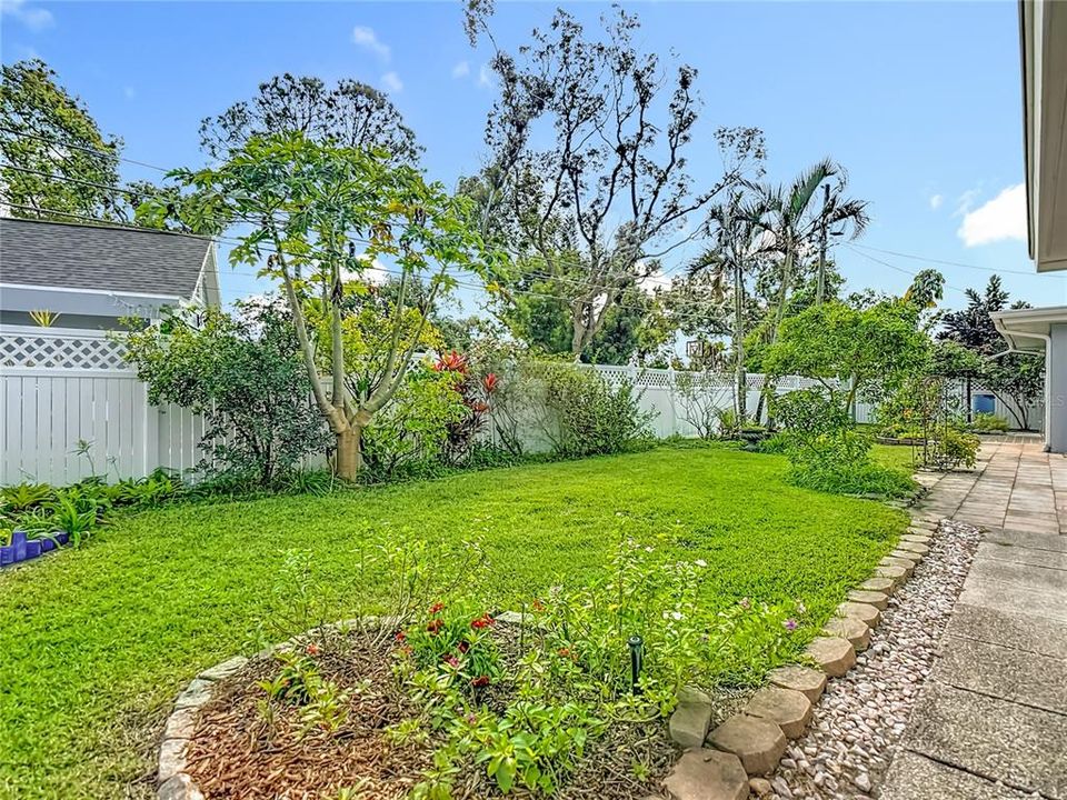 En Venta: $675,000 (3 camas, 3 baños, 2310 Pies cuadrados)