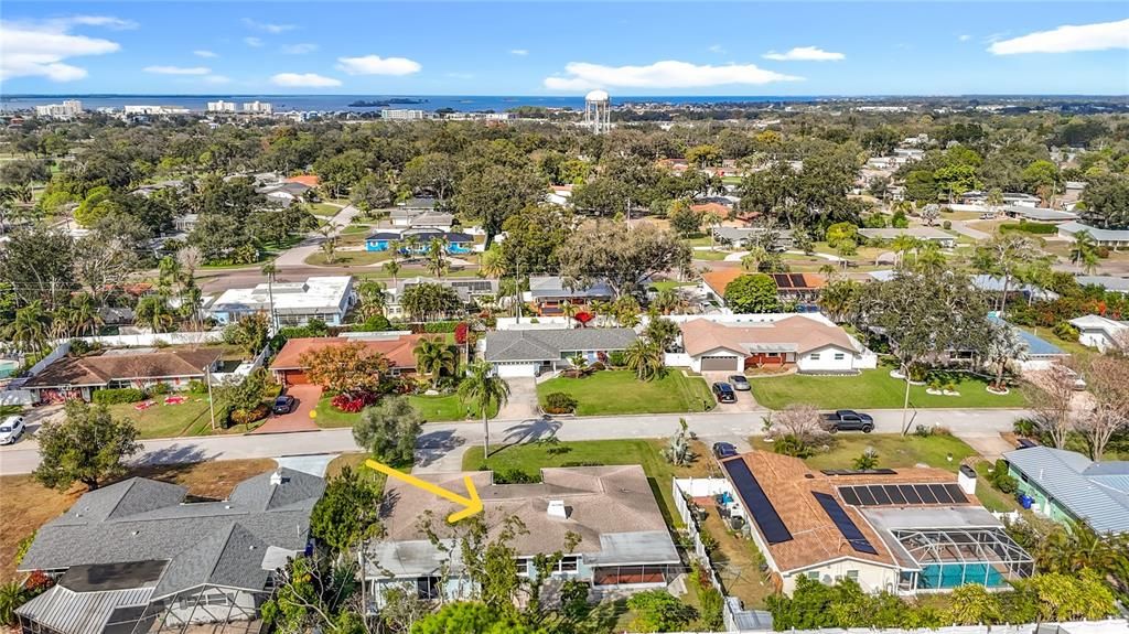 En Venta: $675,000 (3 camas, 3 baños, 2310 Pies cuadrados)